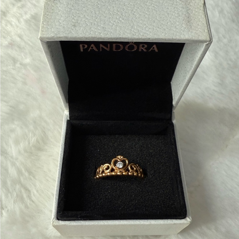 Pandora Gold Tiara Ring